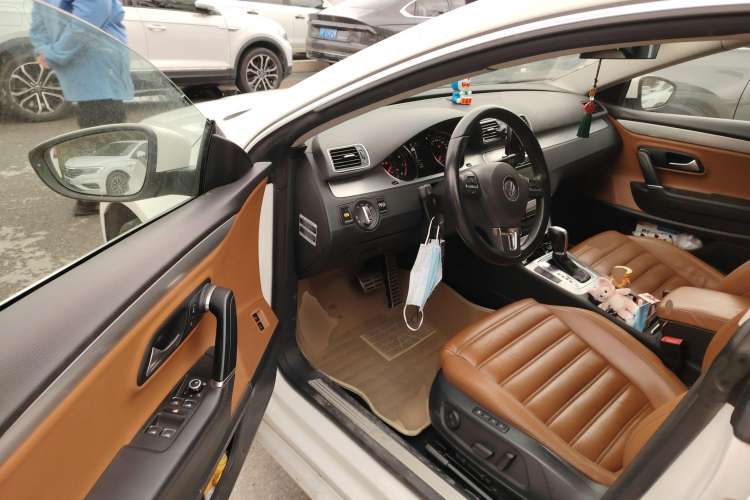 Used Volkswagen CC 2011 2.0 TSI Luxury Edition Driver Seat