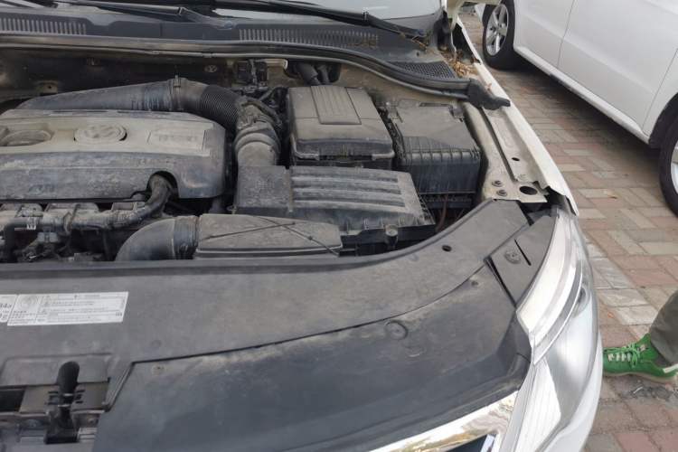 Used Volkswagen CC 2011 2.0 TSI Ultimate Edition Engine Bay Left