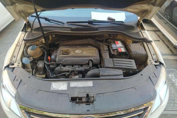 Used Volkswagen CC 2011 2.0 TSI Ultimate Edition Engine Bay