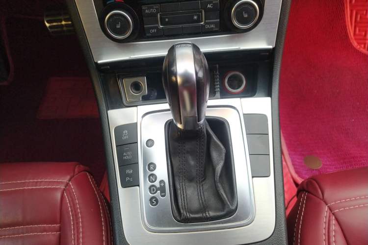 Used Volkswagen CC 2011 2.0 TSI Ultimate Edition Gear Lever