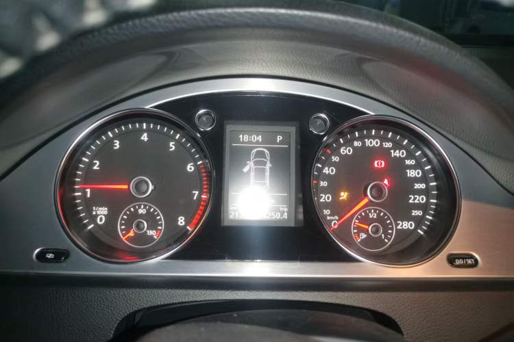 Used Volkswagen CC 2011 1.8 TSI Prestige Model Instrument Cluster
