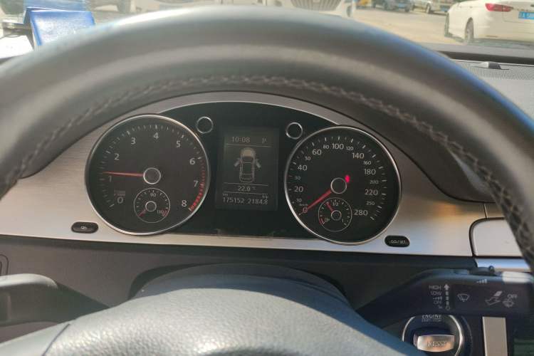 Used Volkswagen CC 2011 1.8TSI Luxury Model Instrument Cluster