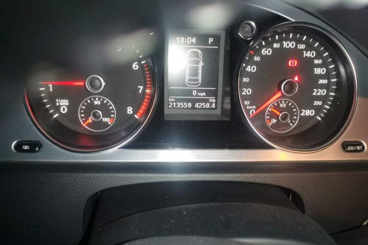 Used Volkswagen CC 2011 1.8 TSI Prestige Model Odometer Close Up