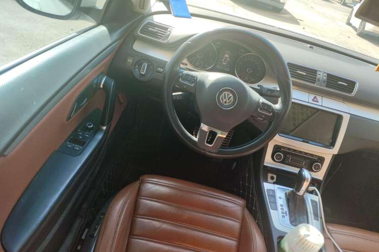 Used Volkswagen CC 2011 1.8TSI Luxury Model Steering Wheel