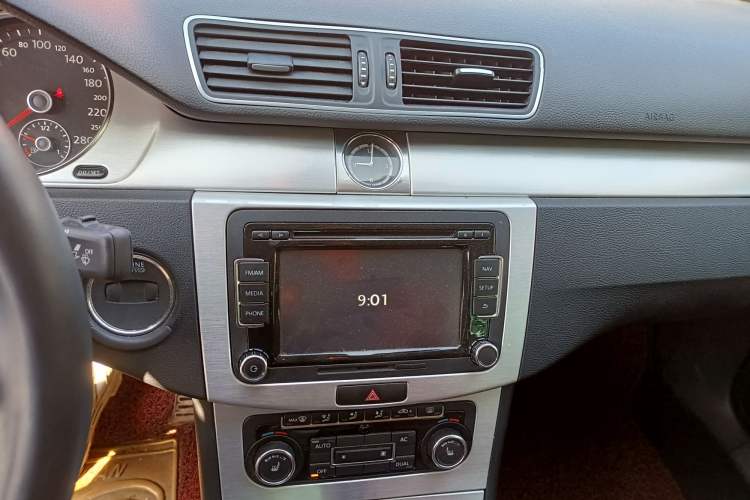 Used Volkswagen CC 2012 1.8TSI Luxury Model Audio And AC Panel