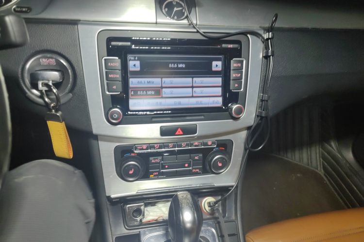 Used Volkswagen CC 2012 2.0 TSI Luxury Model Audio And AC Panel