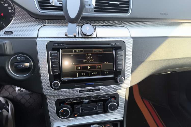 Used Volkswagen CC 2012 3.6 FSI R-Line Audio And AC Panel