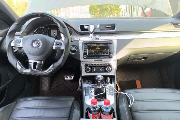 Used Volkswagen CC 2012 3.6 FSI R-Line Center Console