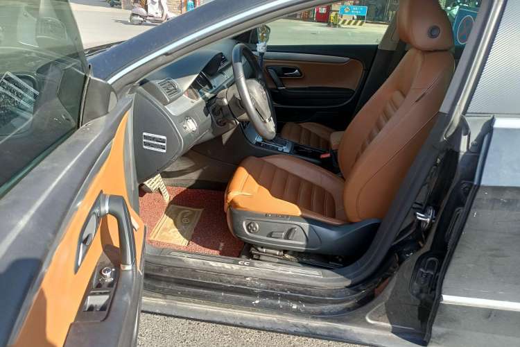 Used Volkswagen CC 2012 1.8TSI Luxury Model Driver Seat