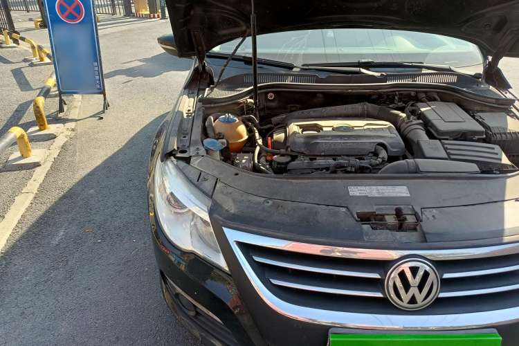 Used Volkswagen CC 2012 1.8TSI Luxury Model Engine Bay Right