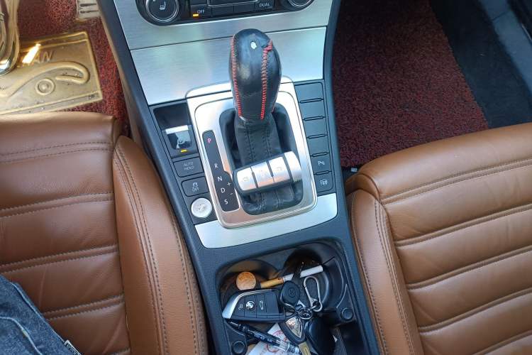 Used Volkswagen CC 2012 1.8TSI Luxury Model Gear Lever