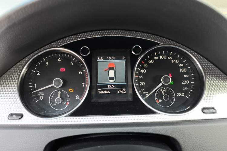 Used Volkswagen CC 2012 3.6 FSI R-Line Instrument Cluster