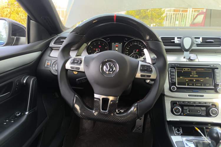 Used Volkswagen CC 2012 3.6 FSI R-Line Steering Wheel