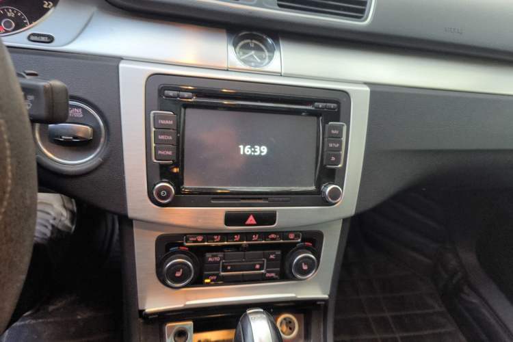 Used Volkswagen CC 2012 1.8TSI Luxury Model Audio And AC Panel