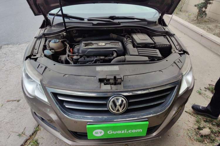 Used Volkswagen CC 2012 2.0 TSI Prestige Edition Engine Bay