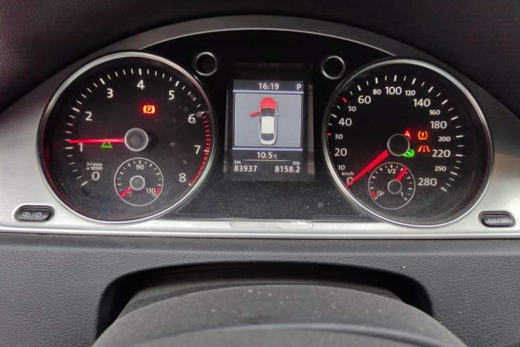 Used Volkswagen CC 2012 2.0 TSI Prestige Edition Odometer Close Up