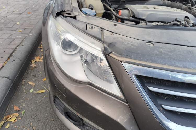 Used Volkswagen CC 2012 1.8TSI Luxury Model Right Front Headlight