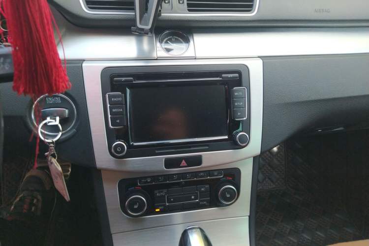 Used Volkswagen CC 2012 2.0 TSI Luxury Model Audio And AC Panel