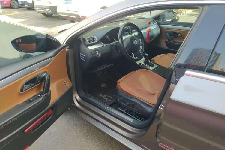 Used Volkswagen CC 2012 2.0 TSI Luxury Model Driver Seat