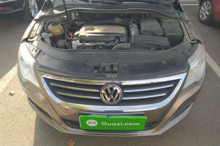 Used Volkswagen CC 2012 2.0 TSI Luxury Model Engine Bay