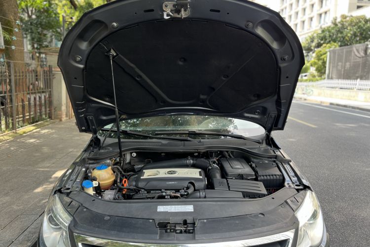Used Volkswagen CC 2012 1.8TSI Luxury Model Engine Bay