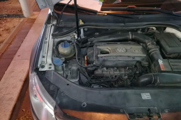 Used Volkswagen CC 2012 2.0 TSI Ultimate Edition Engine Bay Right