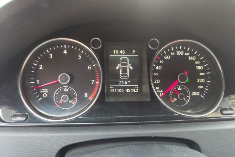 Used Volkswagen CC 2012 3.6 FSI R-Line Instrument Cluster