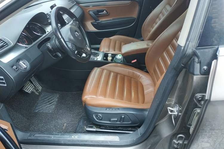 Used Volkswagen CC 2012 2.0 TSI Luxury Model Left Front Seat