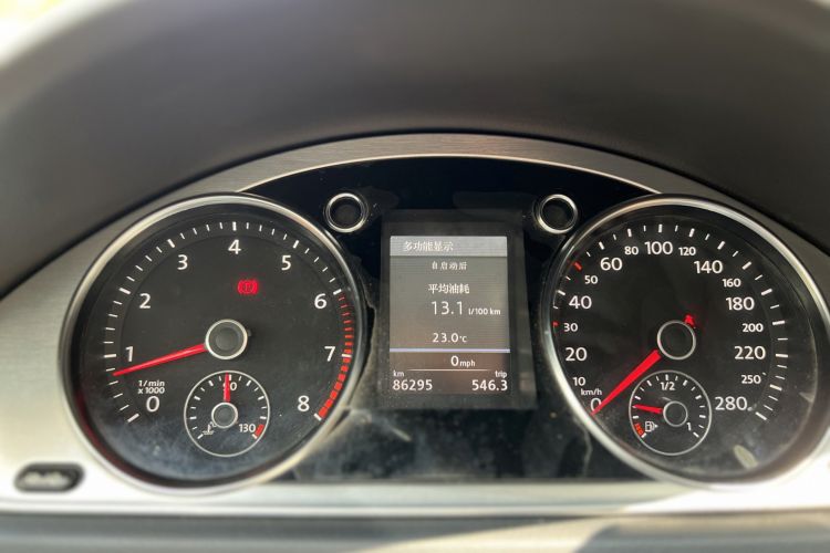 Used Volkswagen CC 2012 1.8TSI Luxury Model Odometer Close Up