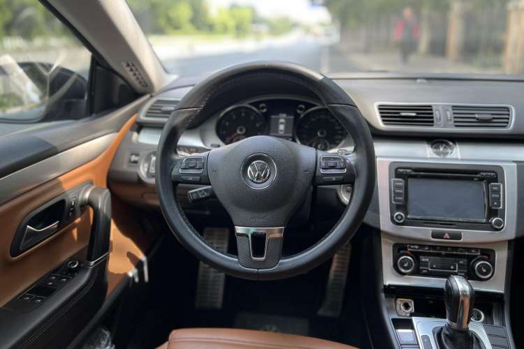 Used Volkswagen CC 2012 1.8TSI Luxury Model Steering Wheel