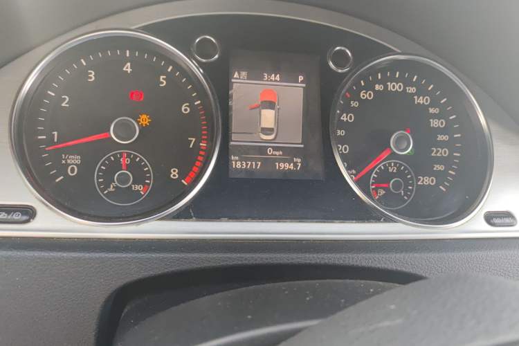Used Volkswagen CC 2012 1.8TSI Luxury Model Odometer Close Up