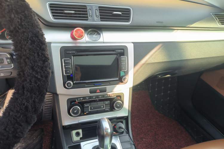 Used Volkswagen CC 2012 2.0 TSI Luxury Model Audio And AC Panel
