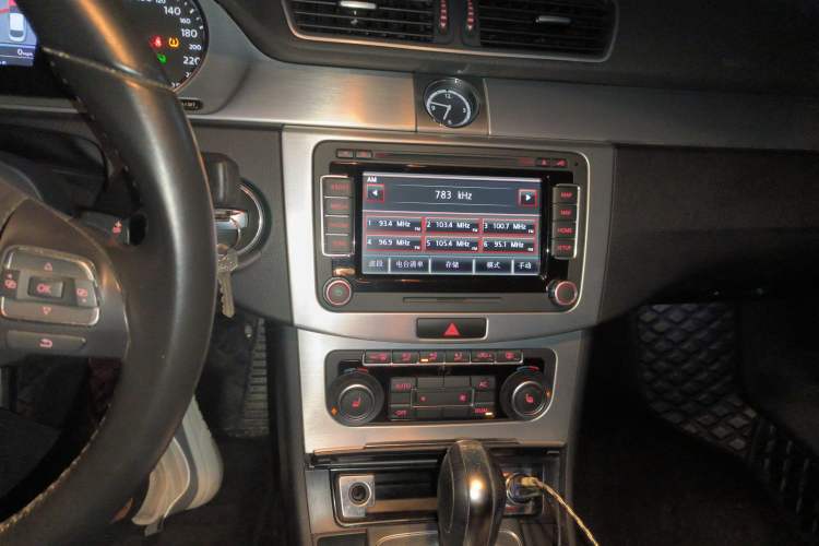 Used Volkswagen CC 2012 2.0 TSI Luxury Model Audio And AC Panel