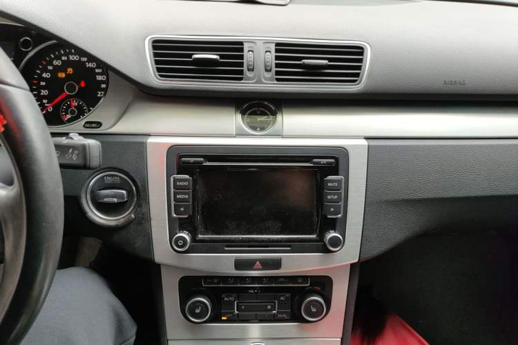 Used Volkswagen CC 2012 1.8TSI Prestige Model Audio And AC Panel