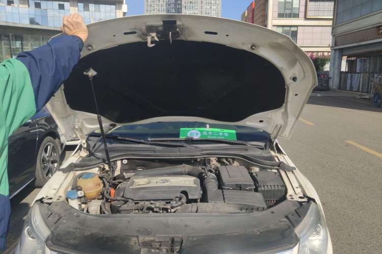 Used Volkswagen CC 2012 1.8TSI Luxury Model Engine Bay