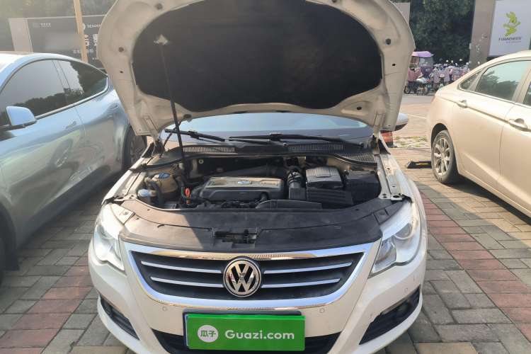 Used Volkswagen CC 2012 2.0 TSI Luxury Model Engine Bay