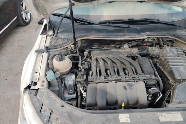 Used Volkswagen CC 2012 3.6 FSI R-Line Engine Bay Right