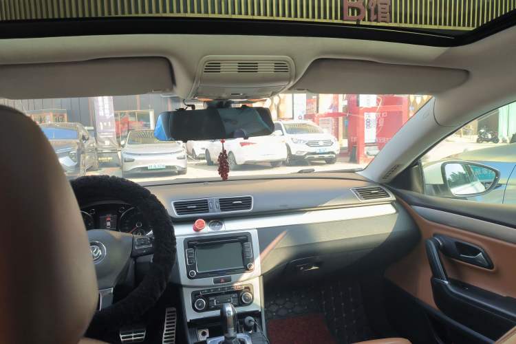 Used Volkswagen CC 2012 2.0 TSI Luxury Model Headliner