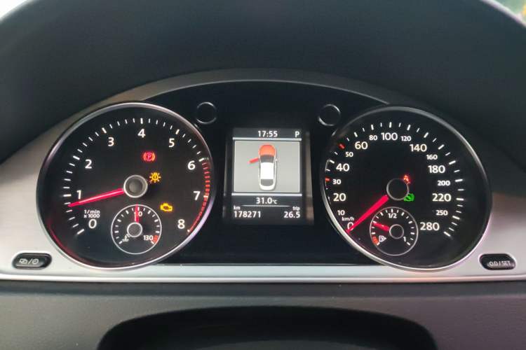Used Volkswagen CC 2012 2.0 TSI Luxury Model Instrument Cluster