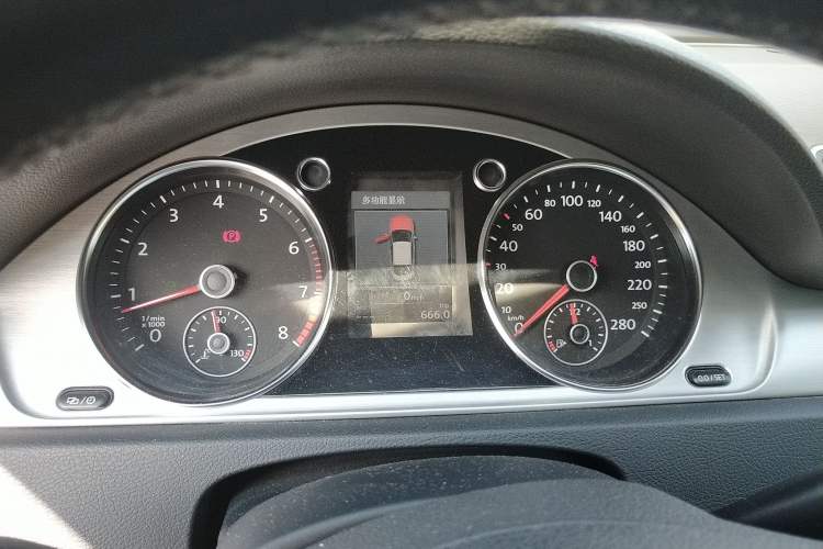 Used Volkswagen CC 2012 2.0 TSI Ultimate Edition Instrument Cluster