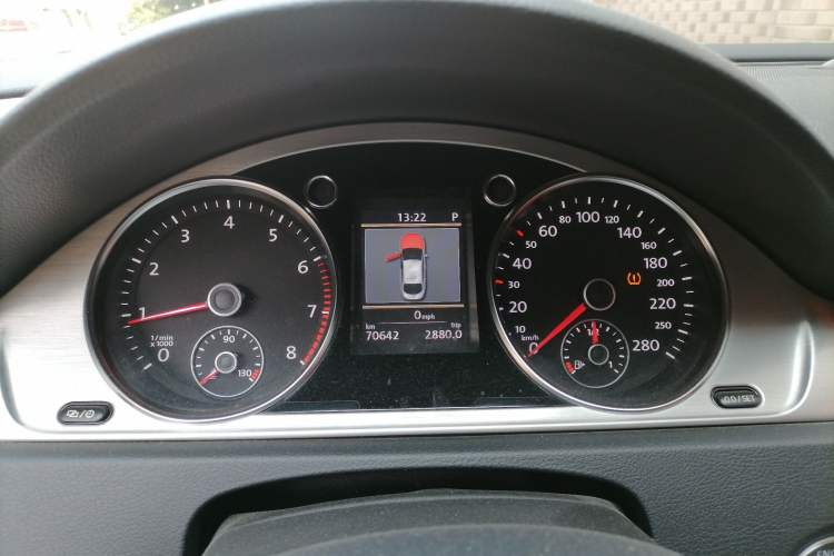 Used Volkswagen CC 2012 1.8TSI Luxury Model Instrument Cluster