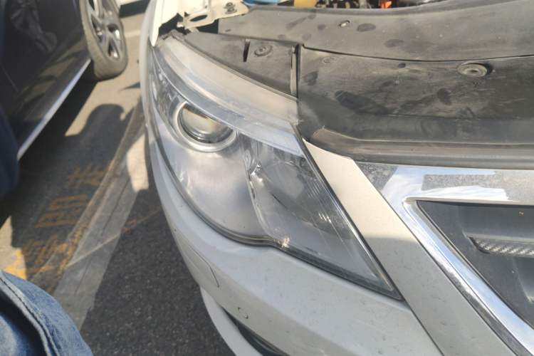 Used Volkswagen CC 2012 1.8TSI Luxury Model Right Front Headlight