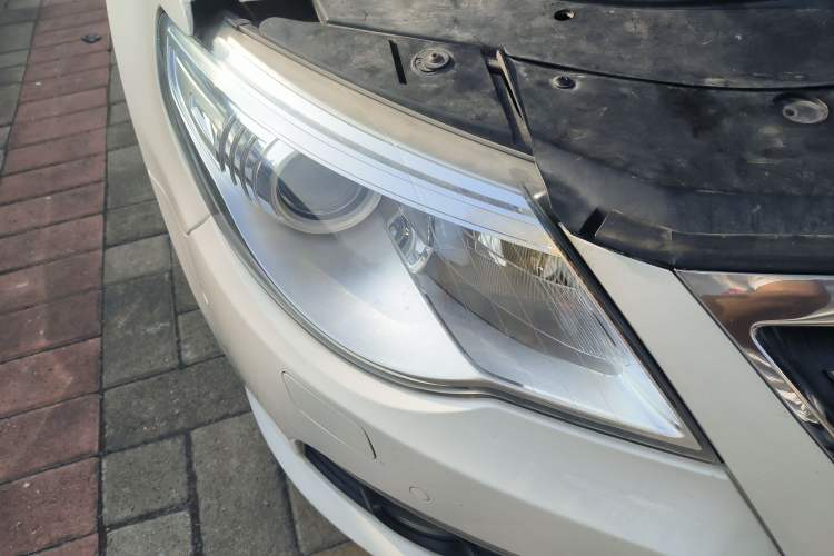 Used Volkswagen CC 2012 2.0 TSI Luxury Model Right Front Headlight