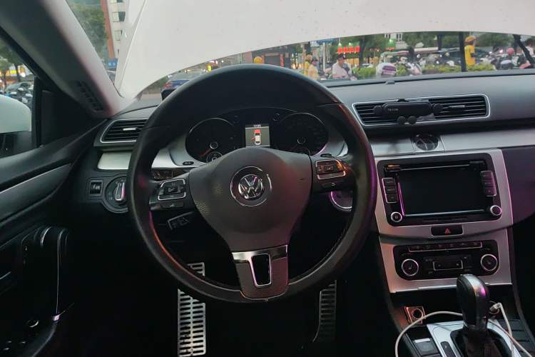 Used Volkswagen CC 2012 2.0 TSI Luxury Model Steering Wheel
