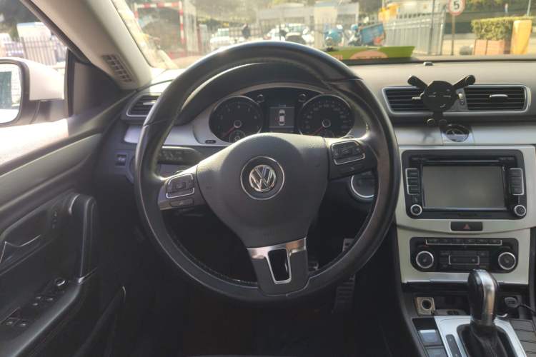 Used Volkswagen CC 2012 1.8TSI Luxury Model Steering Wheel