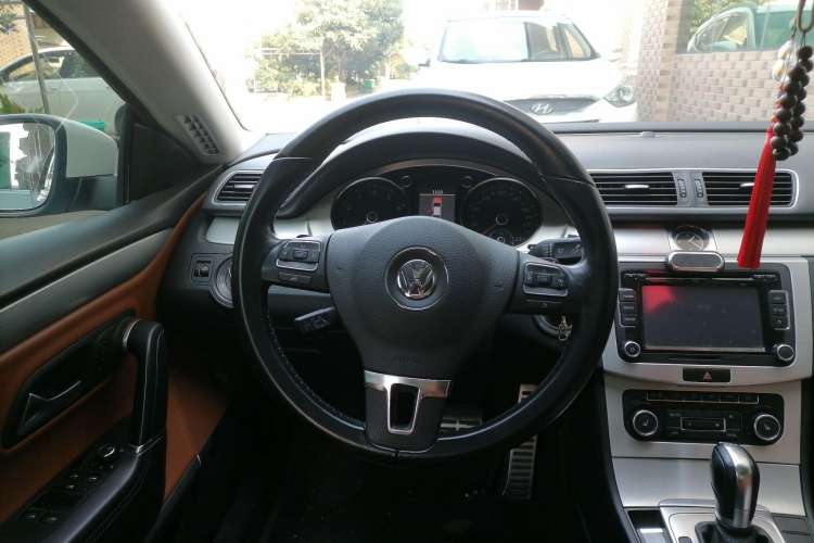 Used Volkswagen CC 2012 1.8TSI Luxury Model Steering Wheel