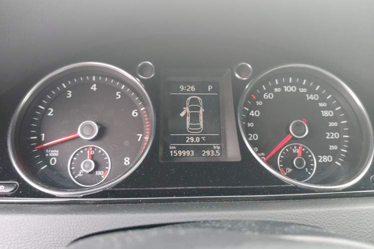Used Volkswagen CC 2012 3.6 FSI R-Line Instrument Cluster