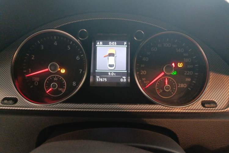 Used Volkswagen CC 2012 3.0 FSI V6 Odometer Close Up