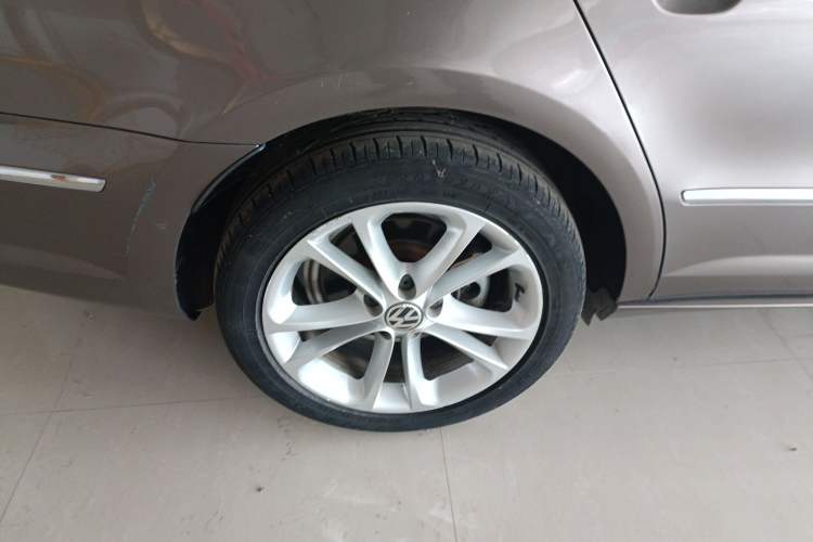 Used Volkswagen CC 2012 3.0 FSI V6 Right Rear Wheel Hub