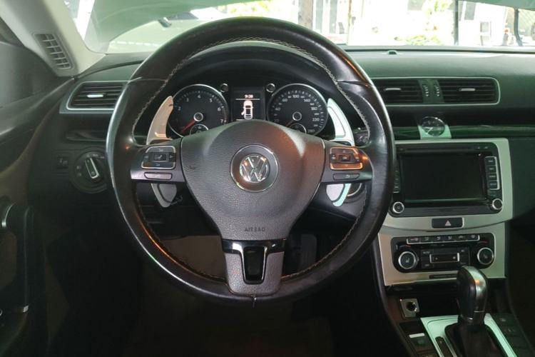 Used Volkswagen CC 2012 3.6 FSI R-Line Steering Wheel